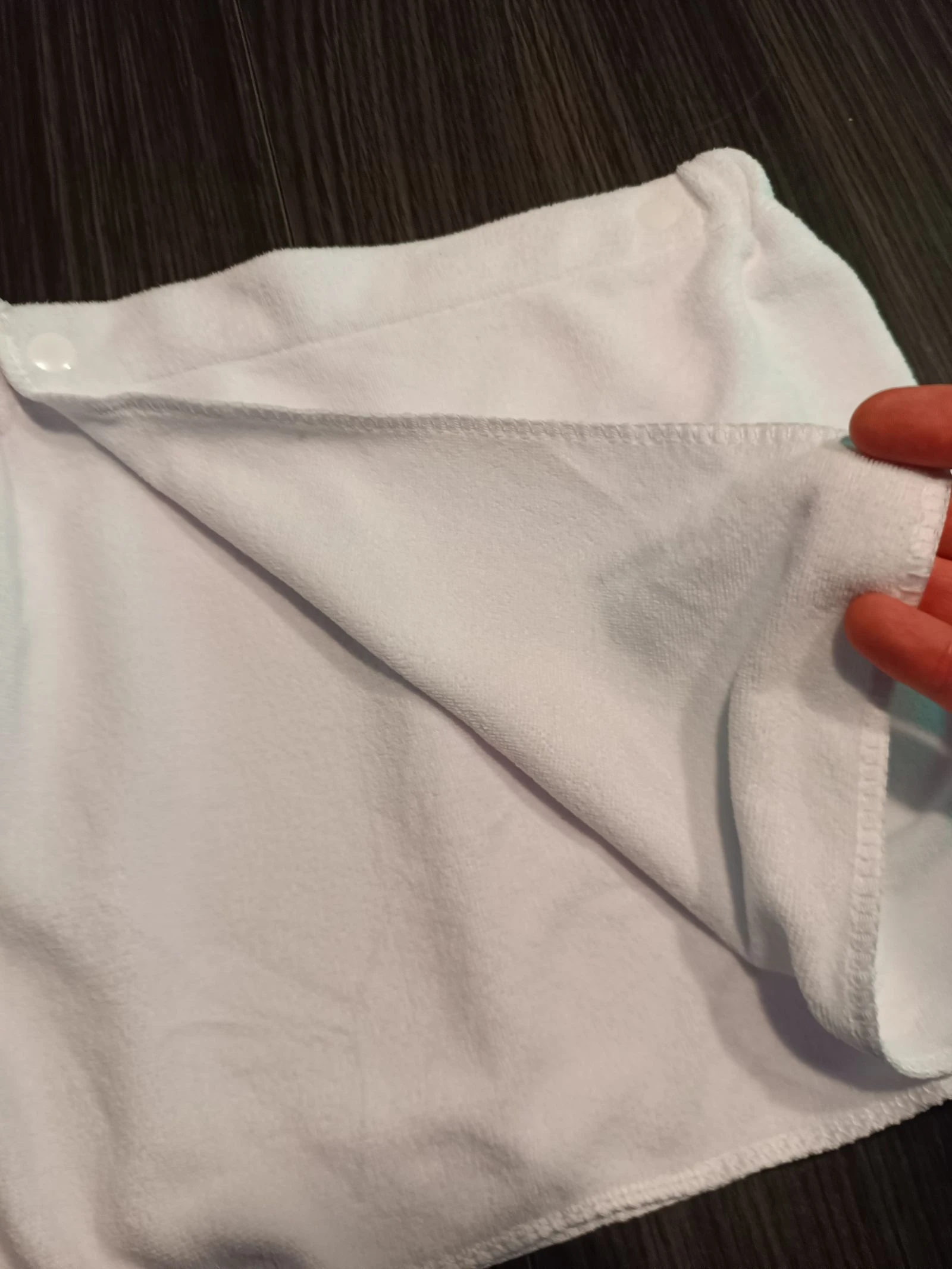 Witte badhanddoek met tailleomvang – photo 4